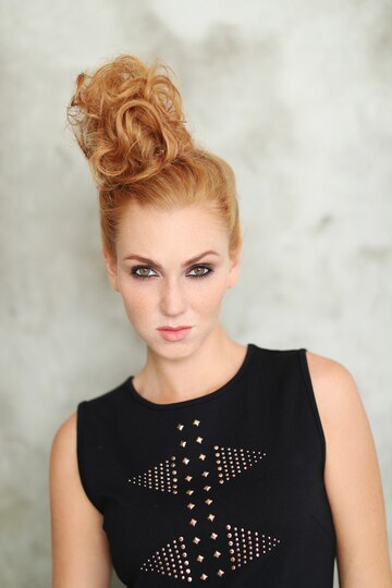 Hollywood Glam Blowout