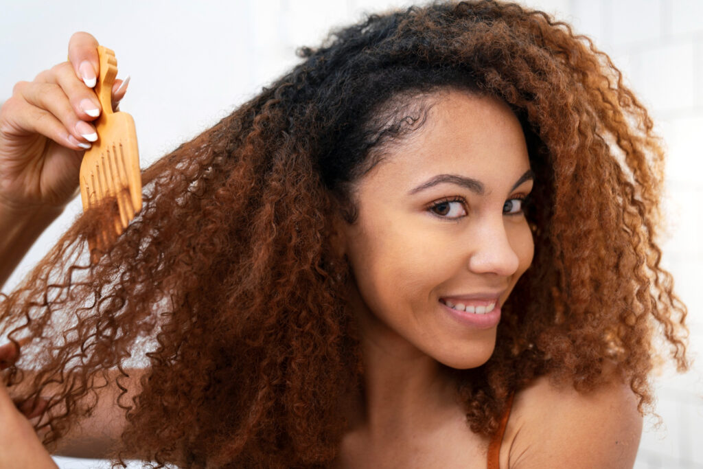 tips to keep curly hair moisturized